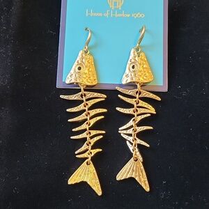 House of Harlow 1960 Gold Fishbone Dangle Earrings Brand New Te